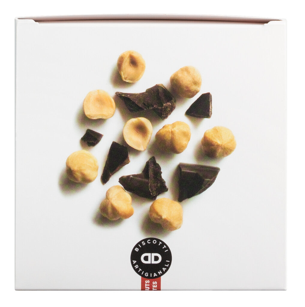 Cantuccini con nocciole e cioccolato fondente