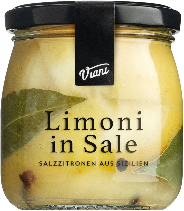 Glas mit sizilianischen Salzzitronen, eingelegt mit Lorbeer, Nelken und Pfeffer — Limoni in sale, Antipasti