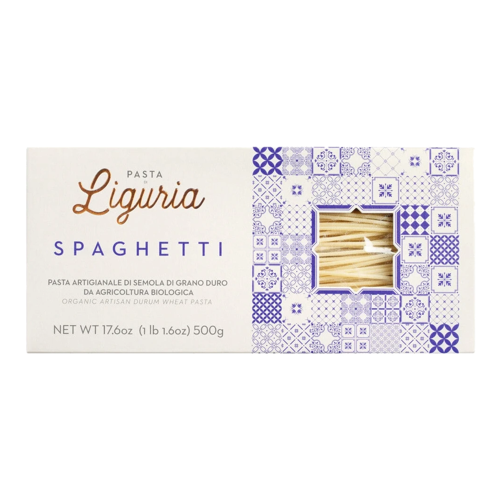 Organic spaghetti from Liguria, bronze-pressed, rough texture, clear wheat character, from artisanal production.