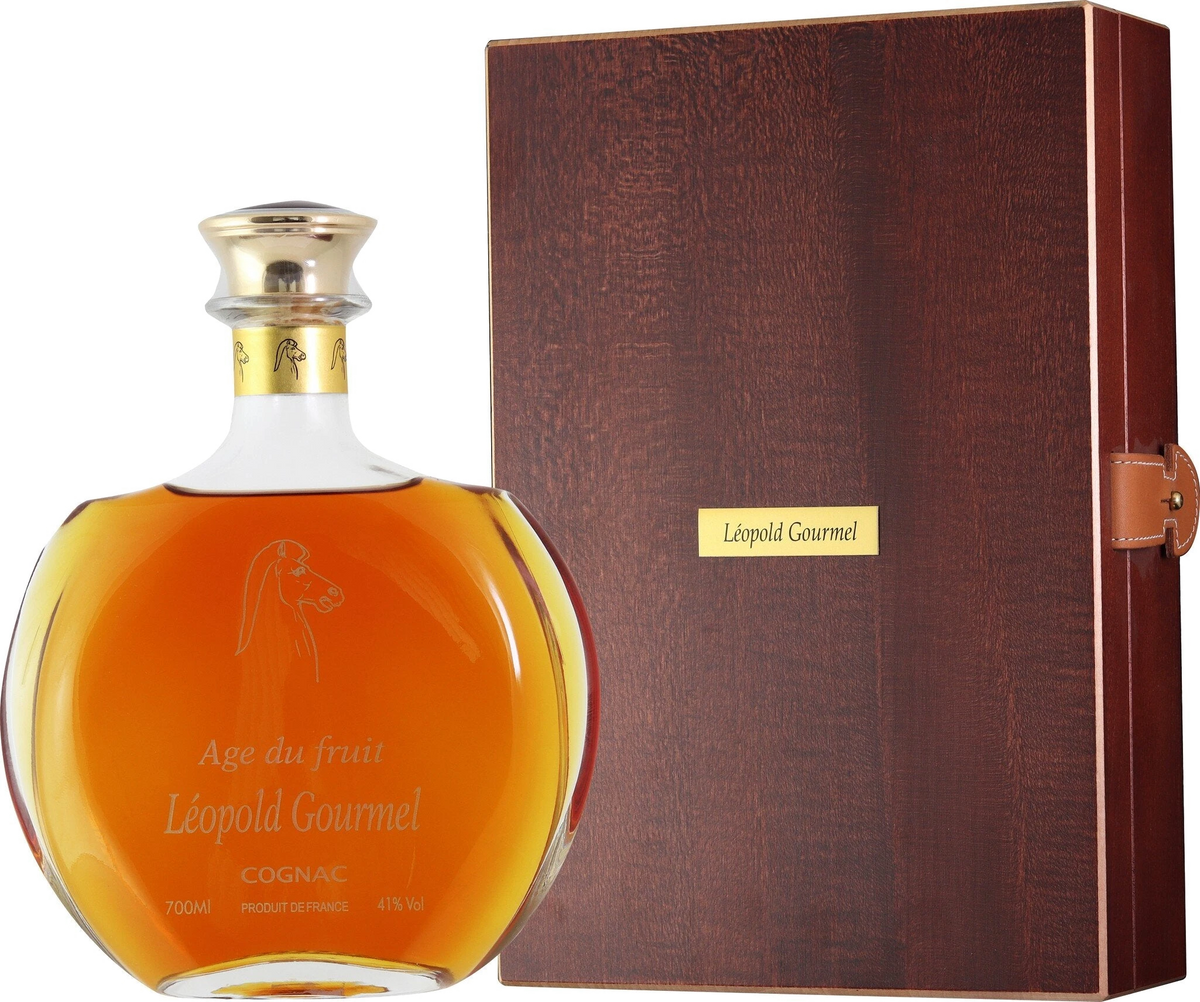 Cognac Âge du Fruit 41% Vol. Carafe in a wooden box, min. 10 years of barrel aging 0.7L