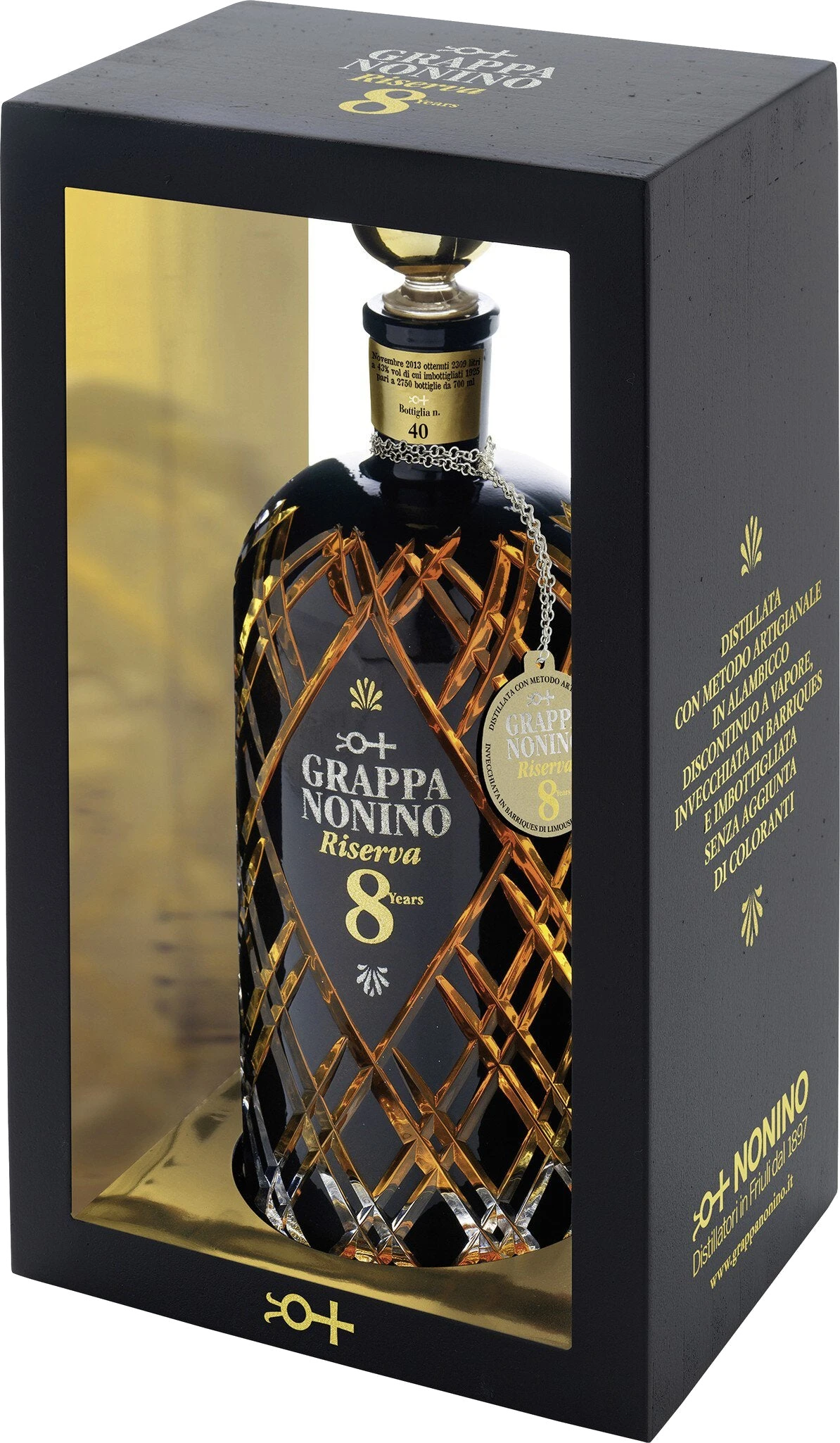 Grappa Riserva 8 years 43%vol. individually in black lacquered wooden box 0.7L
