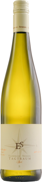 White wine Cuvée Tagtraum from Ellermann-Spiegel in the Palatinate region, light bottle with label