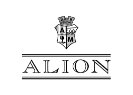 Logo von Bodegas Alión mit Wappen und Schriftzug ALION in schwarz-weißer Gestaltung
