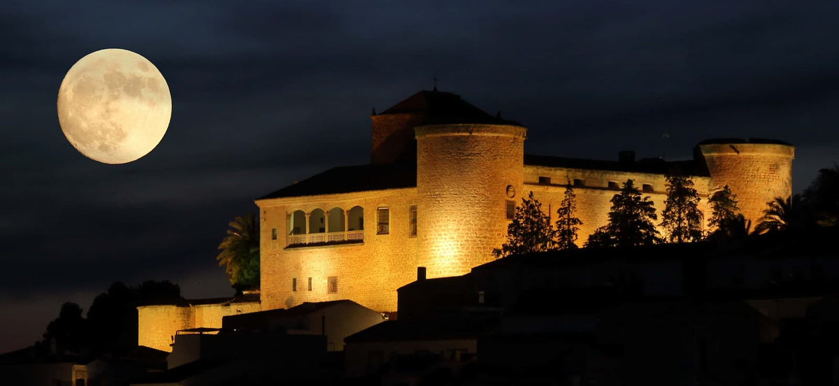 Castillo de Canena: Olivenöl-Produzent aus Jaén, Andalusien. Familienweingut seit 1780, acht Generationen.
