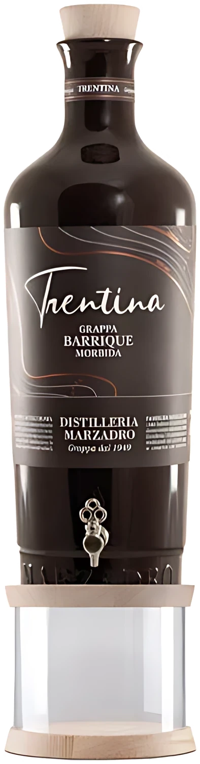 Marzadro Trentina Barrique Morbida Grappa, 4,5-Liter-Triple-Magnum-Flasche in elegantem Design