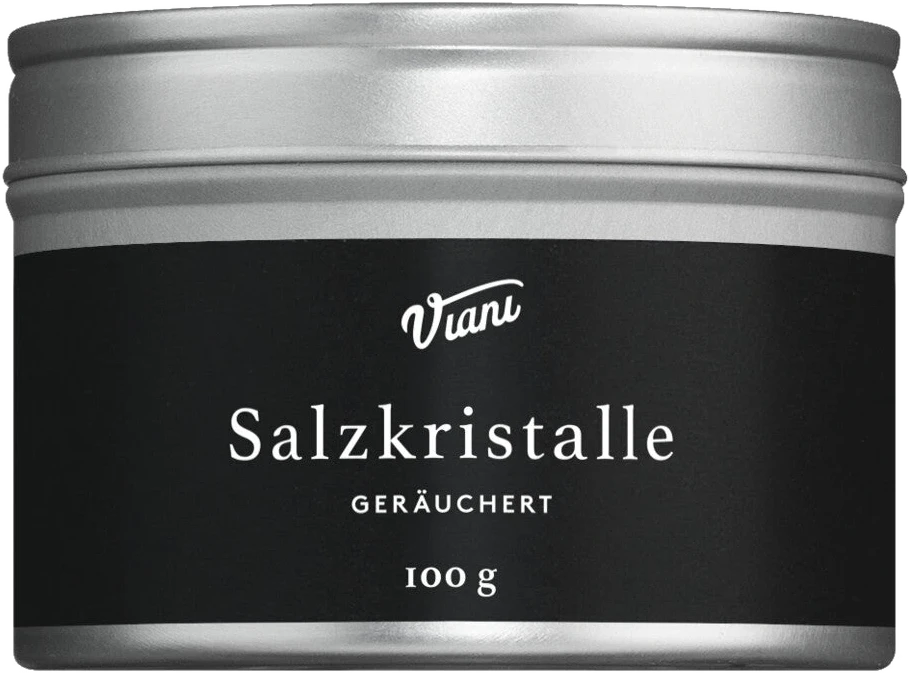 Geräucherte Meersalz-Pyramidenkristalle aus Zypern in einer Schale, flockig und zart, mit rauchig-würziger Note.