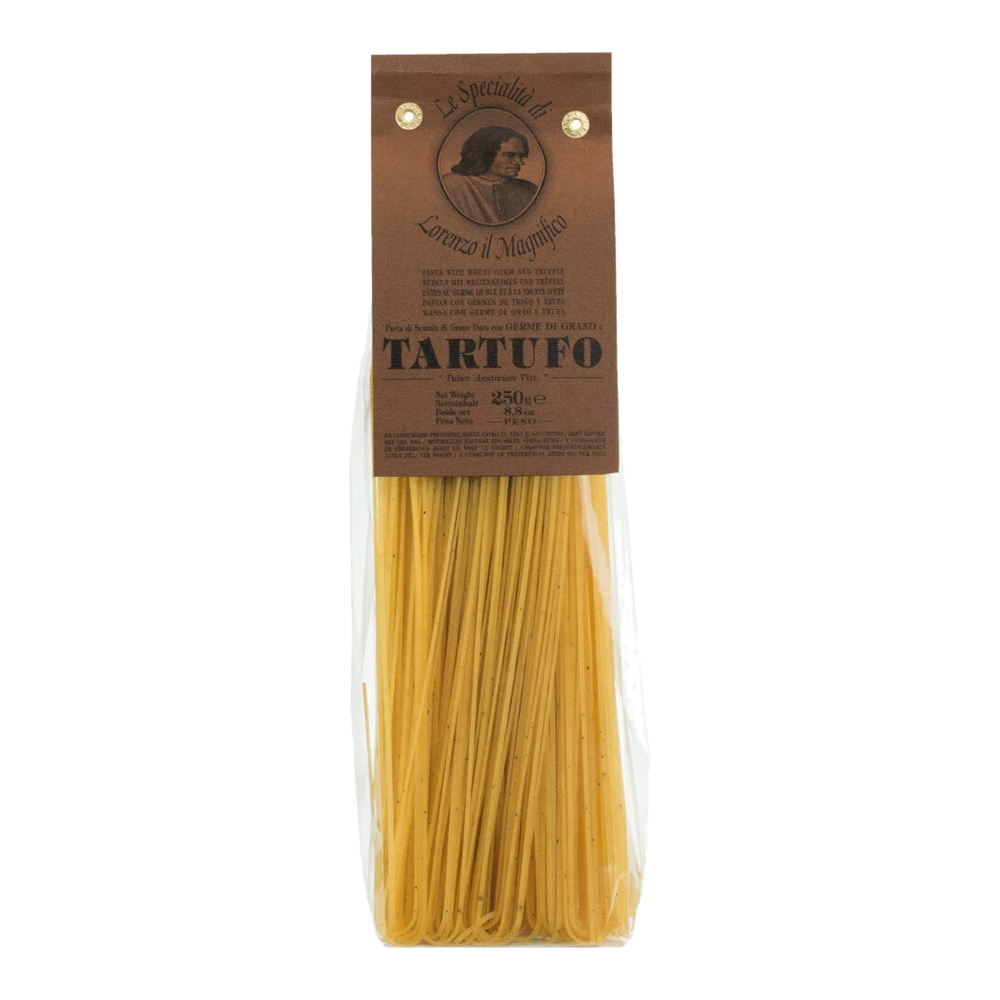 Tagliolini mit Sommertrüffel aus der Toskana, handwerklich aus Hartweizengrieß und frischen Eiern hergestellt.
