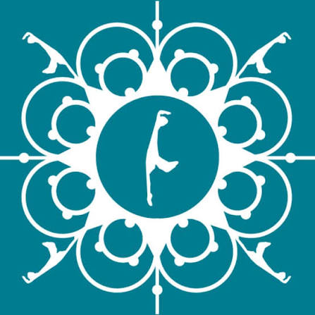 Logo von Voigts Sylt: weiße, ornamentale Kreisgrafik auf petrolfarbenem Grund mit stilisiertem Motiv im Zentrum.