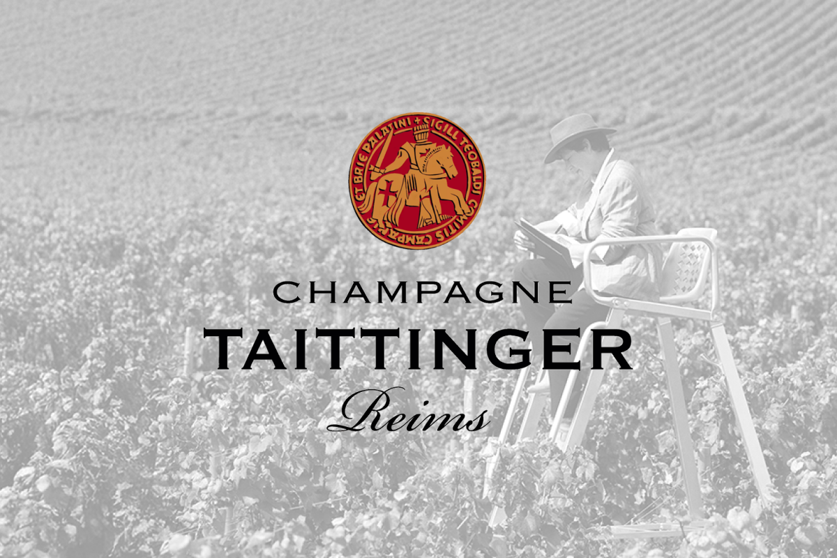 Wine & Dine mit Champagner Taittinger am 04.12.2026 bei Vinoscout: Gläser mit Champagner auf einem gedeckten Tisch.
